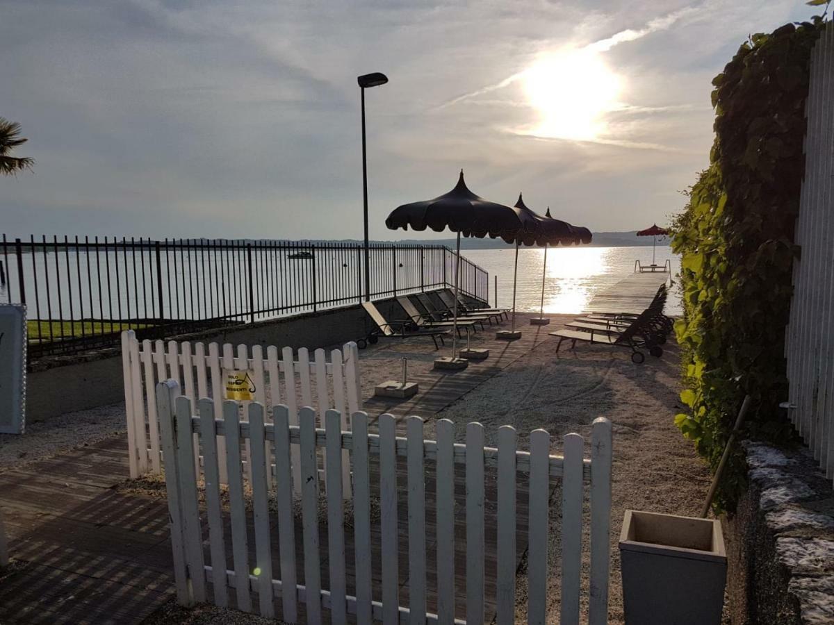 Residence Alexandra Stay Sirmione Exterior foto