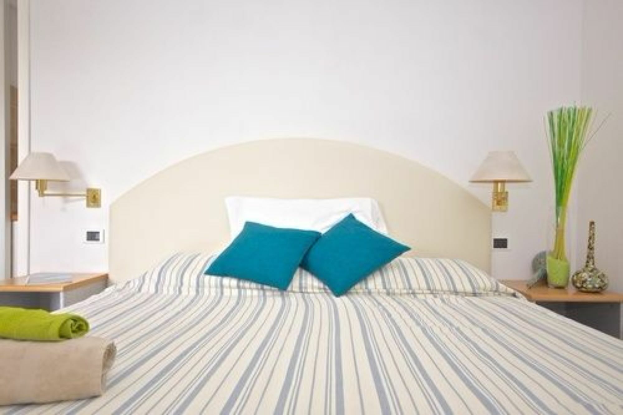 Residence Alexandra Stay Sirmione Exterior foto